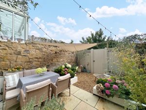 Photo 23- click for photo gallery